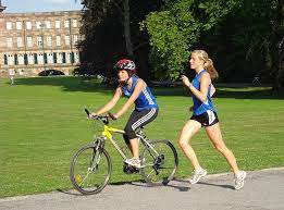 Le registre courant est l'emploi du langage de tous les jours, c'est le plus usuel. Running Velo Le Duo Gagnant Runners Fr
