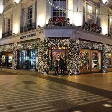 Brown Thomas Looking Majestic For Christmas Shot Sent In By Daired B Corkcity Corkcitycentre Corkgram I Cork City House Styles Christmas Lights
