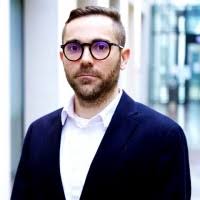 800+ profils pour “Stephen To”