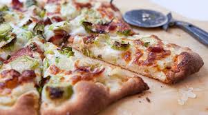Mashed Potato Pizza Topped With Bacon Macheesmo Mashed Potato Pizza Leftover Mashed Potatoes Mashed Potatoes
