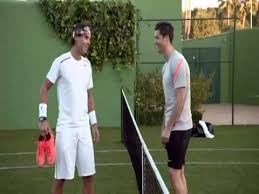 Car si l'on en croit les indiscrétions du tournoi, rafael nadal et cristiano ronaldo ont passé plus de temps dans les vestiaires que l'espagnol sur le court face à un. Cristiano Ronaldo Vs Rafael Nadal Comercial Nike Mercurial Vapor 3 Youtube