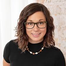 Elizabeth Wunderlich's Instagram, Twitter & Facebook