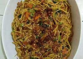 Untuk memulai bisnis ini, tidak perlu membutuhkan modal yang besar. Resep Mie Kuning Goreng Oleh Fitri Sundari Cookpad