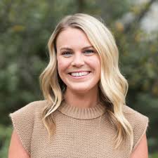 Kristina Grimm's Instagram, Twitter & Facebook