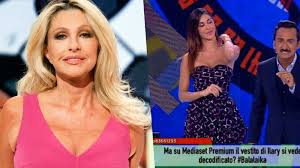 Check spelling or type a new query. Paola Ferrari E Le Frecciatine A Balalaika E Mediaset