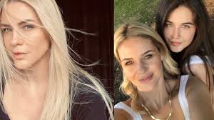 Mustafa kemal atatük'ün cumhurbaşkanlığı döneminde ve ölümünden sonra kemalist görüşte sayısız yazısı olan necip fazıl, i̇smet i̇nönü döneminin özellikle 1943 yılı sonrasında i̇nönü ve cumhuriyet rejimine karşıt görüşler savunmuştur. Emine Un Un Kardesi Ablasini Golgede Birakti Gorenler Hayran Kaldi Emine Un Un Kardesi Duygu Ve Kizi Duru Nun Benzerligi Olay Galeri Takvim