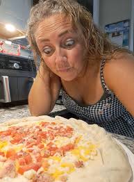 Plans for the weekend? 💙🩷 Cotton Candy Vodka Sodas are calling your  name!! See you @ BHD🙌🏻