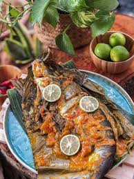 Ikan nila 1 ekor (500 gr) tempoyak 200 gr cabe 50 gr kunyit 2 ruas ibu jari serai 1 btg gula 4. Ikan Patin Masak Tempoyak Terengganu Shutterstock Puzzlepix