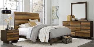 Moss Creek Brown 5 Pc King Sleigh Bedroom Remodel Bedroom Small Bedroom Remodel Guest Bedroom Remodel