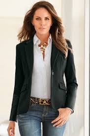 Black Blazer And Jeans Woman Love This Black Blazer Over Simple White Shirt And Denim Jeans With Chic Leopard Print Belt Classy Work Outfits Casual Wear Women Work Outfits Women
