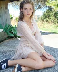 Check the model profile of paradisebird from united states. Orgy Und Pics Katrin Casey Paradisebirds Chairs