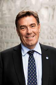 Stein erik hagen (born 22 july 1956) is a norwegian businessman. Stein Erik Hagen Wikipedia