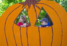 Major cities have kids' cafés which are geared for toddlers and their parents. 10 Fall Activities To Keep Toddlers Busy Around Boston Mommypoppins Things To Do In Boston With Kids