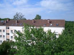 Der staat unterstützt die vermieter dieser wohnungen (zum beispiel bei renovierungen), so dass die wohnungen billiger. 3 Zimmer Wohnung Zu Vermieten Ehrlichweg 11 C 70565 Stuttgart Fasanenhof Mapio Net
