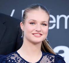 what if" kaya kalang niya kinakausap kasi bored siya.