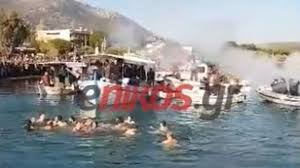 Σε καραντίνα οίκος ευγηρίας στη νέα μάκρη αττικής. O Agiasmos Twn Ydatwn Sth Nea Makrh Binteo Anagnwsth