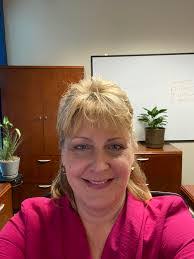 Mary Bourbeau's Instagram, Twitter & Facebook