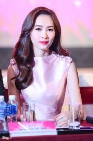 Hh đặng thu thảo làm vedette trong show diễn của ntk lê thanh hòa. Ä'áº·ng Thu Tháº£o Lam Giam Kháº£o Hoa Háº­u Viá»‡t Nam 2016 Sao Viá»‡t Viá»‡t Giáº£i Tri