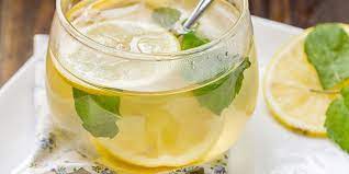 Air lemon panas dicampur madu? Cara Membuat Air Lemon Hangat Untuk Diet Dan Madu Yang Benar Di Pagi Hari Diadona Id