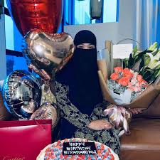 Check spelling or type a new query. Walau Jauh Ustaz Ebit Lew Tetap Buat Kejutan Di Hari Lahir Bidadarinya Sweet Sangat Ramai Titipkan Ucapan Keluarga