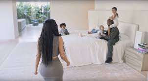 Kim kardashian have given a rare look inside her palatial home with a glimpse at her kids' bedrooms. Pictures Of Kim Kardashian And Kanye West S House Popsugar Home