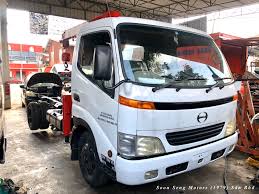 The lorry online sdn bhd. Hino Xzu412 Crane Lorry Hino Lorry Kelantan