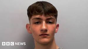 Scarborough teenager jailed over attempted robbery stabbing