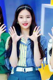 200713 Soojin Fact In Star Weeekly