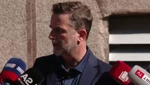 A do të ngjisë ndjesa e Berishës për ligjin e tij famëkeq?