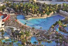 Mandalay Bay Resort And Casino Las Vegas Las Vegas Resorts Kid Friendly Las Vegas Las Vegas Vacation