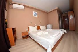 Hotel apollo ovicris este situat la 300 m de plaja, 100 m de centrul statiunii si 50 m de baza de tratament traian. Hotel Ovicris Eforie Nord Oferta De Cazare 2021 Inscrieri Timpurii 2021 Inscrieri Timpurii Flexibil 2021