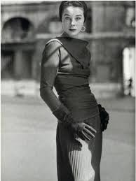 Bettina Is Wearing A Body Hugging Ribbed Jersey Two Piece Alas Designer And Photographer Not Named Fashion Vintage Fashion Fifties Fashion