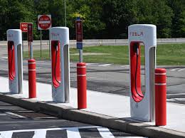 Tesla-ს სახლის დამტენი — NEMA 14-50 vs Wall Connector: რომელი ავარჩიოთ?