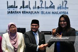 Menteri di jabatan perdana menteri. Transgender Jumpa Menteri Di Jabatan Perdana Menteri