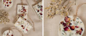 Learn how to dry flowers 5 different ways, including drying flowers in book, air drying, oven drying and silica gel (regular and microwave methods). Dried Flowers Soap Bar Little Dutch