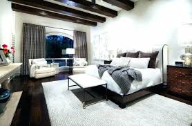 Bedroom Hardwood Floor With Rugs In 2020 Luxurious Bedrooms Hardwood Bedroom Floors Interior Design Bedroom