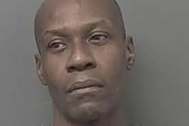 Fake homeless man who cons victims with £2 trick banned from St Stephen's