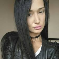 Angie Moon's Instagram, Twitter & Facebook