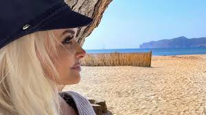 Die kultblondine ist für ihre ultral. Daniela Katzenberger Richtet Ruhrende Worte An Costa Promiflash De