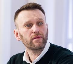 Ленинский суд кирова 18 июля приговорил к 5 годам лишения свободы алексея навального, признав его виновным в хищении имущества когуп кировлес. Biografiya Alekseya Navalnogo Rambler Novosti