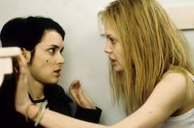 Elise (angelina jolie) sits next to an american tourist, frank (johnny depp), on a train going to venice. 10 Angelina Jolie Movies That Everyone Should See At Least Once