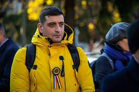 725017 likes · 186808 talking about this. George Simion George Simion Added A New Photo