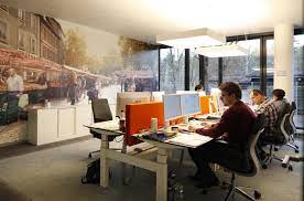 An overlay split gives you a way to credit supporting team members. Evolution Design Abwechslungsreiches Burokonzept Fur Teambank Nurnberg Office Roxx