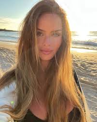 Some Key Rat moms-left is Sara Baker's mom, then Mrs. Ralston (?), then  Marie Swindall