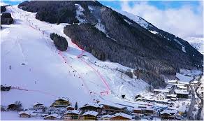 Ski resort in skicircus saalbach hinterglemm leogang fieberbrunn in the austrian alps. 3rms8cxrkgh8qm