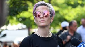 Soccer and a new face of victoria's secret but on thursday night she found herself in a bit of hot water after an old tweet of hers was dug up. Warriors Megan Rapinoe Slams Draymond Says He Showed His Whole Ass With Equal Pay Comments