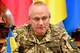 На цю посаду погодили в'ячеслава чауса. Golovnokomanduvach Zbrojnih Sil Ukrayini Homchak Odruzhivsya Glavkom