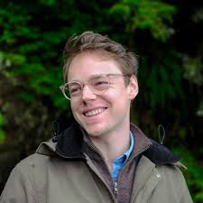 Peter Shulman has been recognized with the University of Chicago  Outstanding Educator Award. The award honors Peter for teaching excellence,  and for having a positive impact