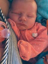 Soooo thankful yall I just hit 2.2k less than 5 days ago I was at 1.3k  almost 1k new besties!!!