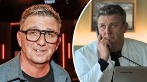 Hans Sigl spricht über „Bergdoktor“-Dreharbeiten: „Haben immer Stress“